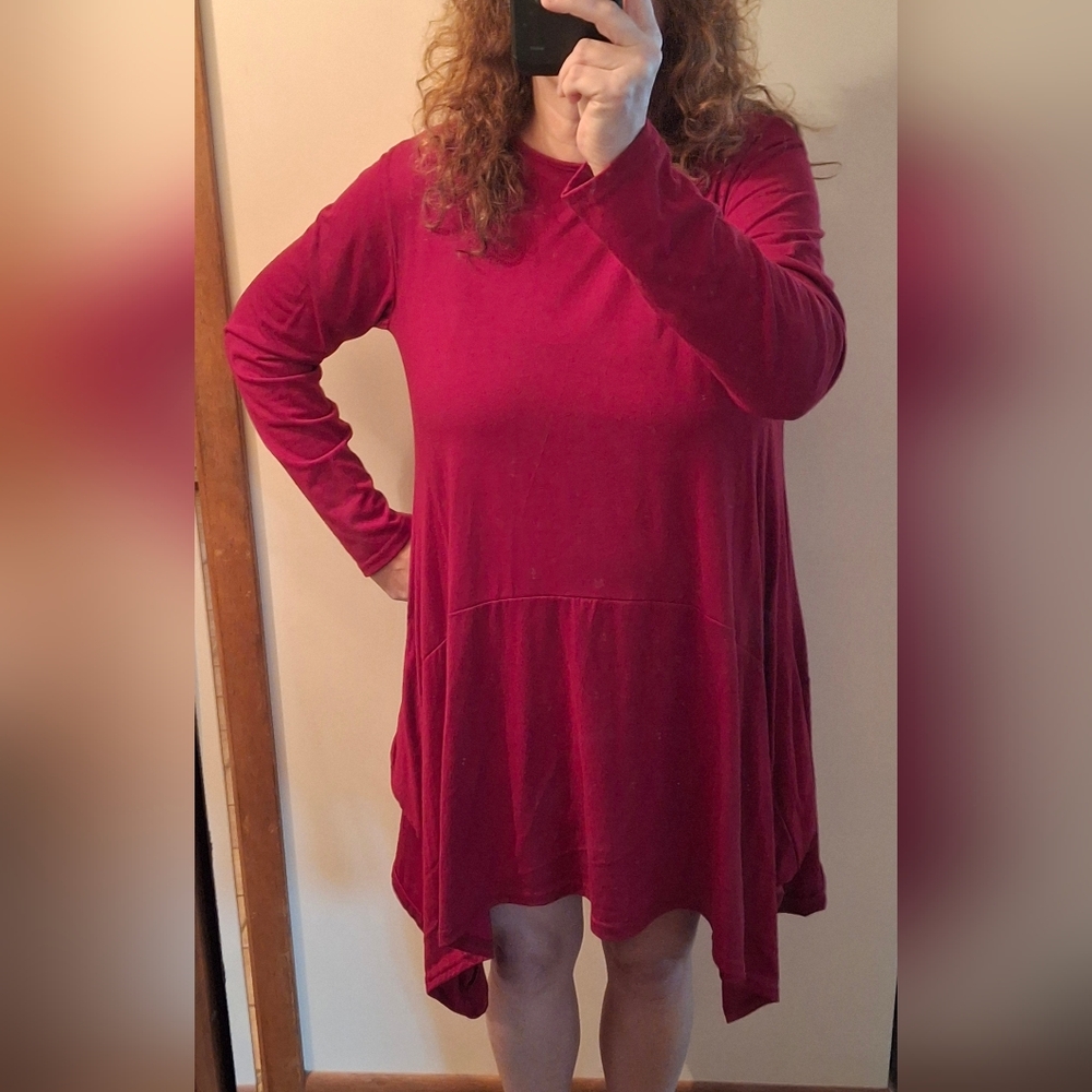 Plus-sized Red 2X Scoop Neck Long Sleeve T-shirt Dress/Tunic With Pockets - Picture 5 of 7